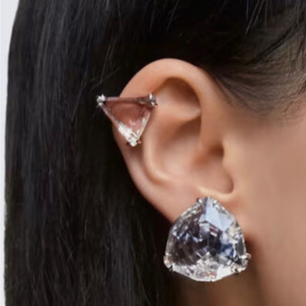 New Swarovski Crystal Mesmer Single triangle-cut Earring